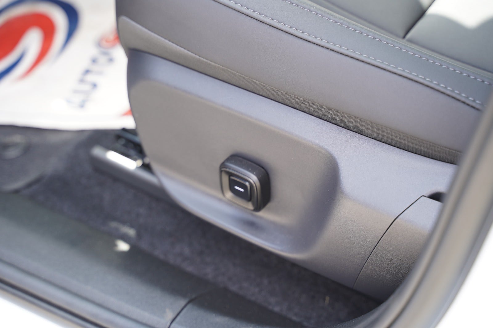 Billede af Volvo EX30  Standard Range Plus