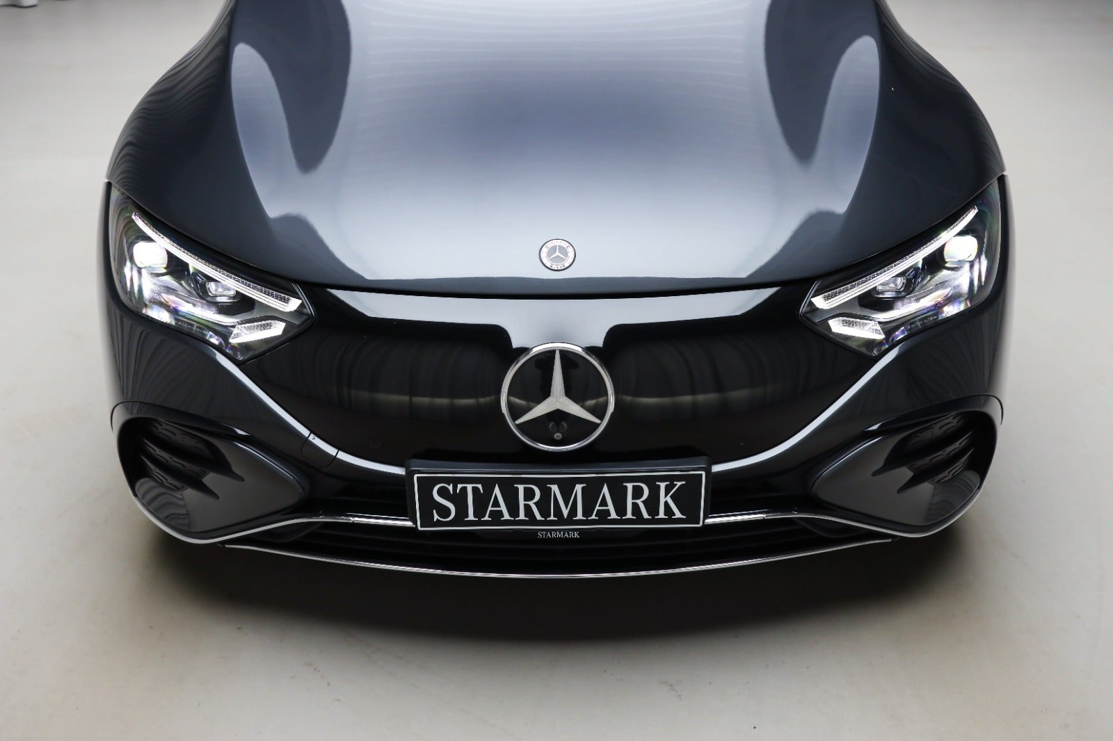 Mercedes-Benz EQE 350