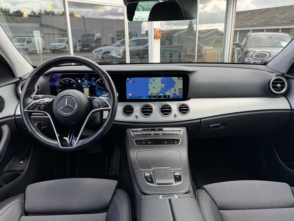 Mercedes E300 de Avantgarde aut. 4Matic