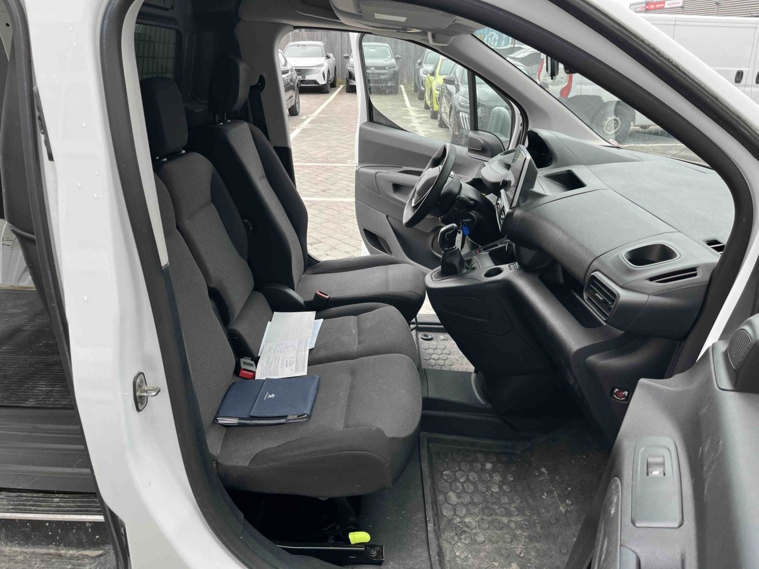 Billede af Peugeot Partner 1,5 BlueHDi 100 L1V1 Zap Van