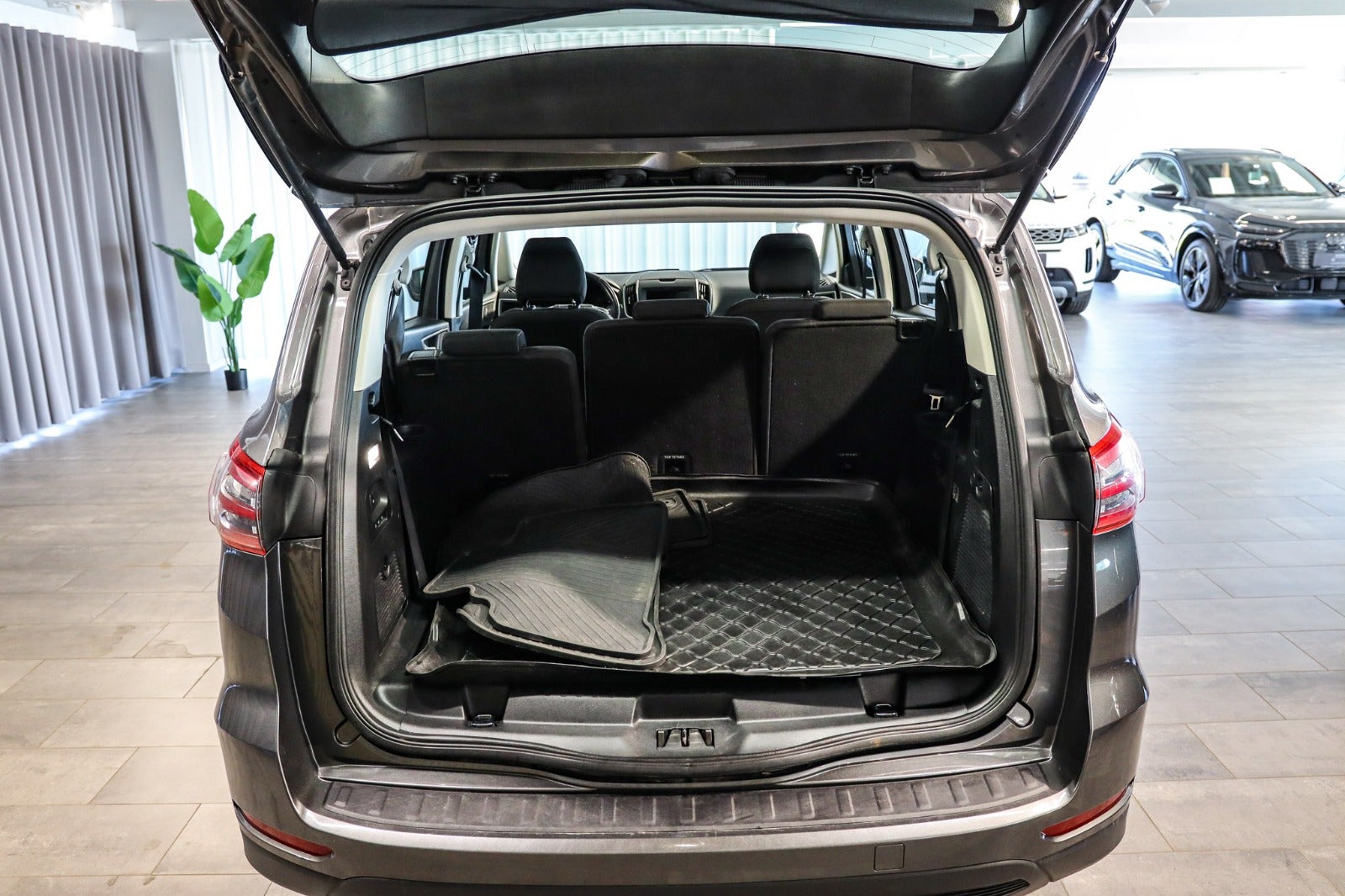 Billede af Ford S-MAX 2,0 TDCi 150 Business aut. 7prs