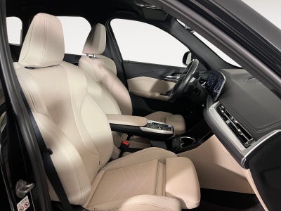 BMW iX1 xDrive30 M-Sport