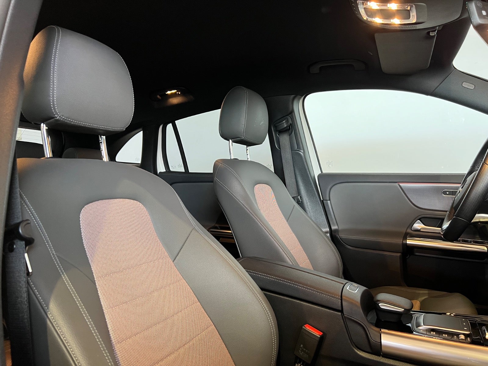 Mercedes EQA250 Electric Art