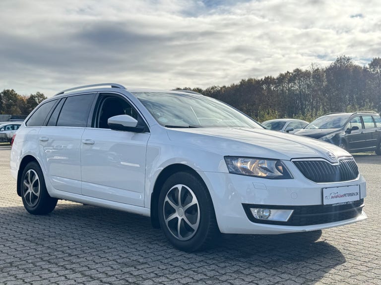 Skoda Octavia TDi 150 Ambition Combi DSG