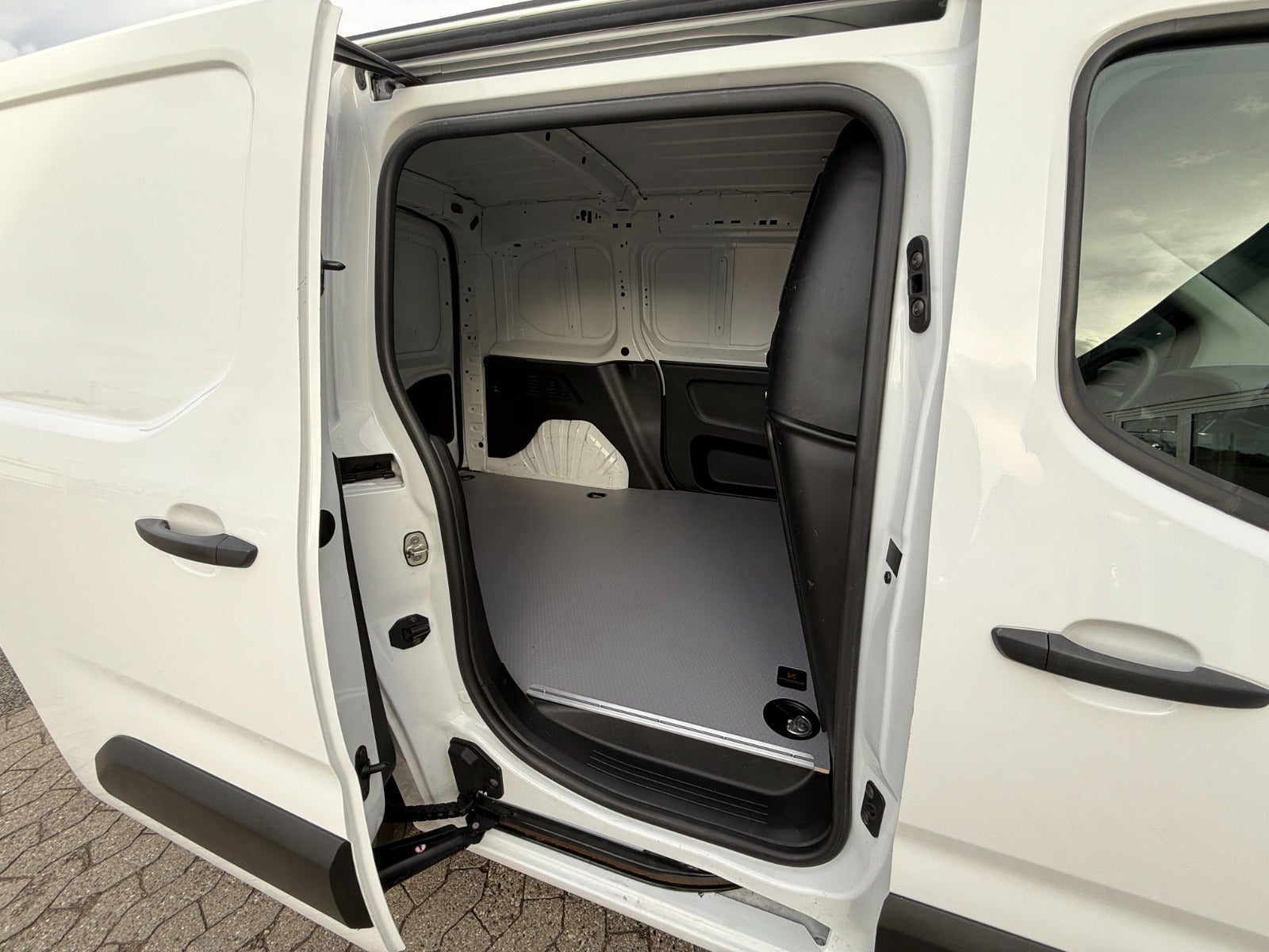 Citroën Berlingo BlueHDi 100 L1 ProffLine Van