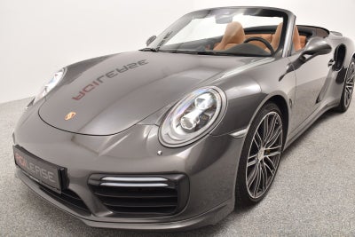 Porsche 911 Turbo S Cabriolet PDK