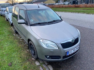 Skoda Roomster 1,6 16V Style 5d