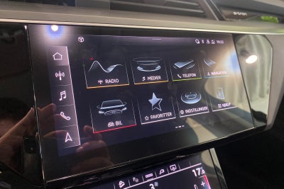Audi e-tron Advanced quattro