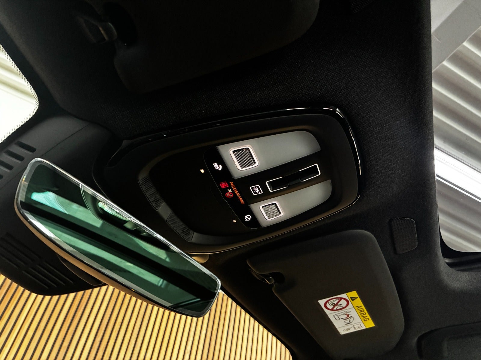 Billede af Volvo XC40  P6 ReCharge Ultimate