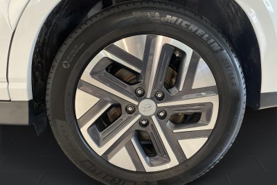 Hyundai Kona EV Trend