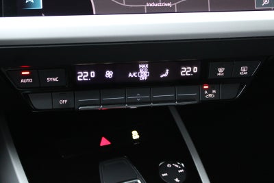 Audi Q4 e-tron S-line quattro