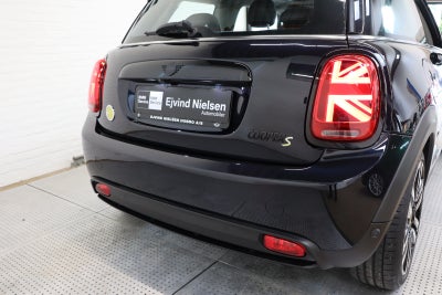 MINI Cooper SE Camden Edition