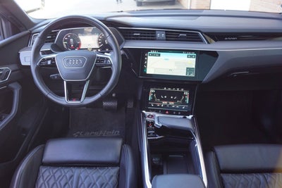 Audi e-tron S quattro