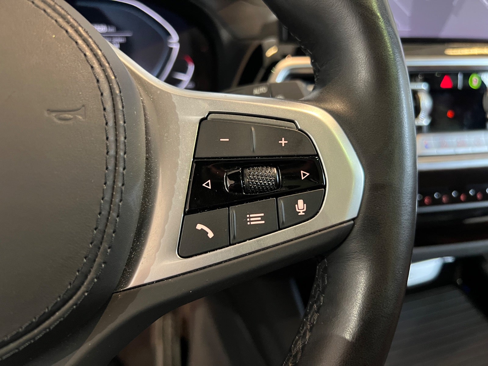 BMW iX3 Charged M-Sport