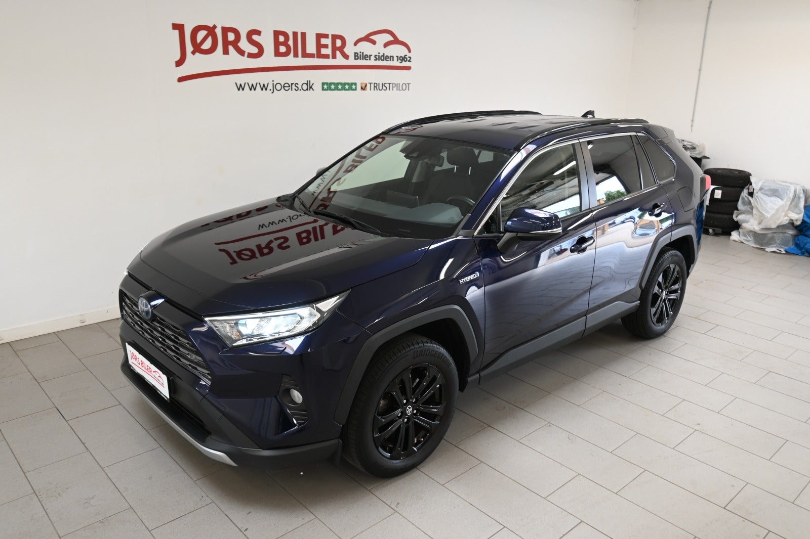 Toyota RAV4 Hybrid H3 Business MDS