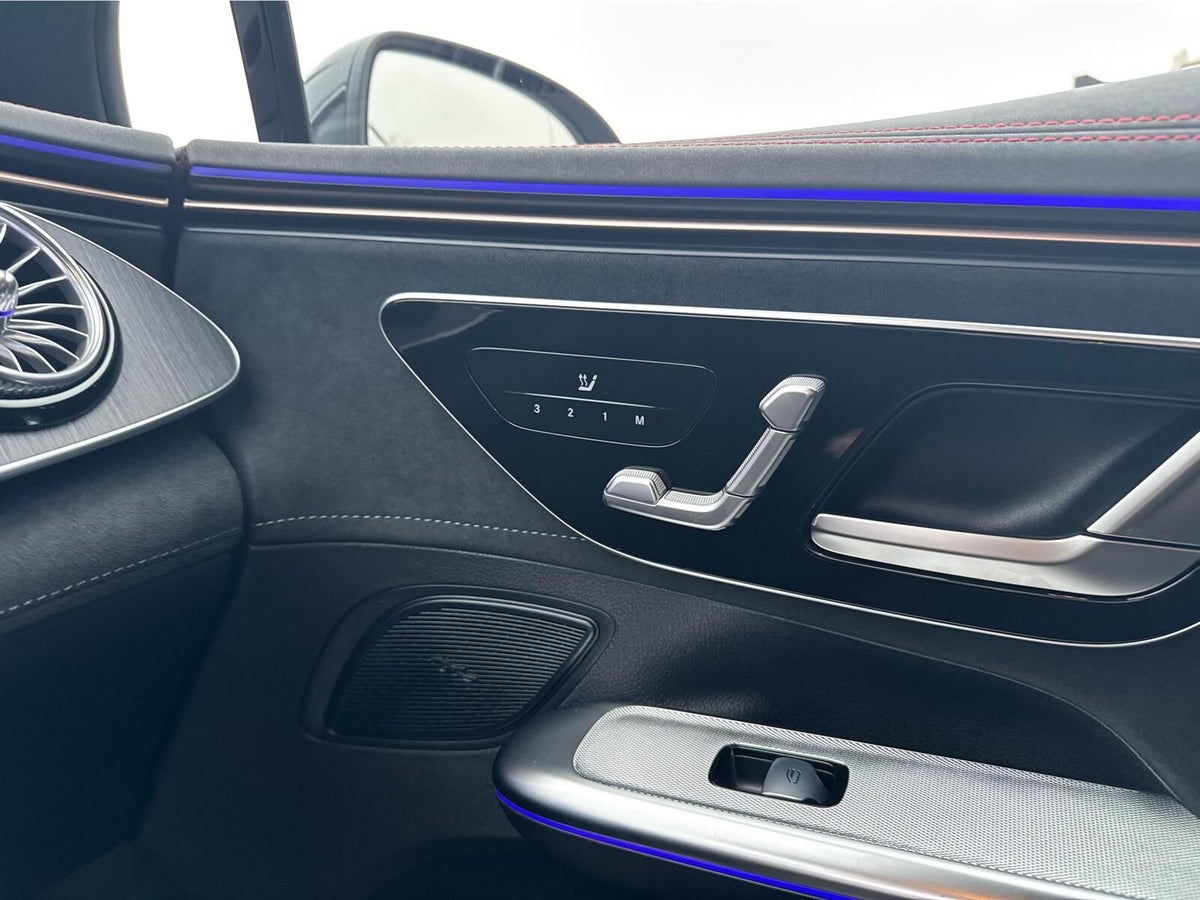 Mercedes EQE350+ AMG Line billede 17