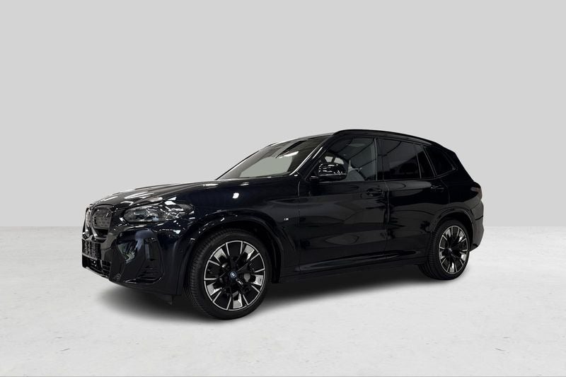 BMW iX3 Charged Plus M-Sport