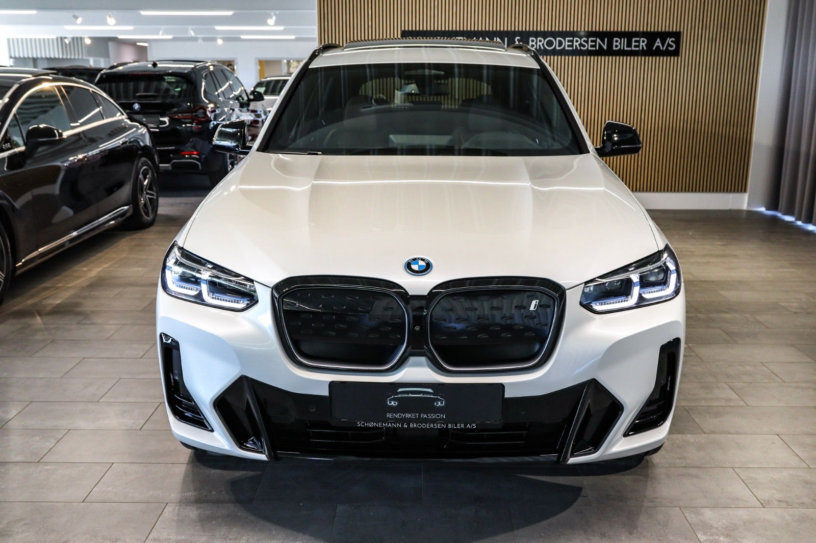 Billede af BMW iX3  Charged Plus M-Sport