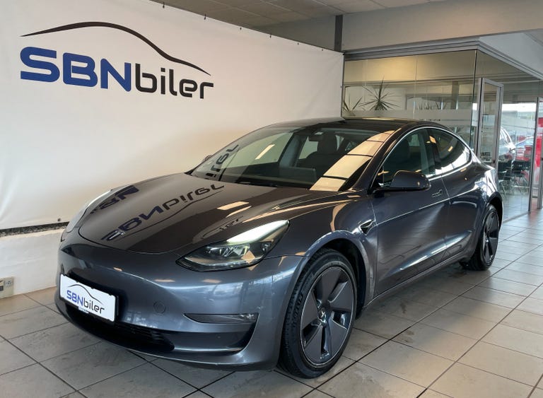 Tesla Model 3 Long Range RWD