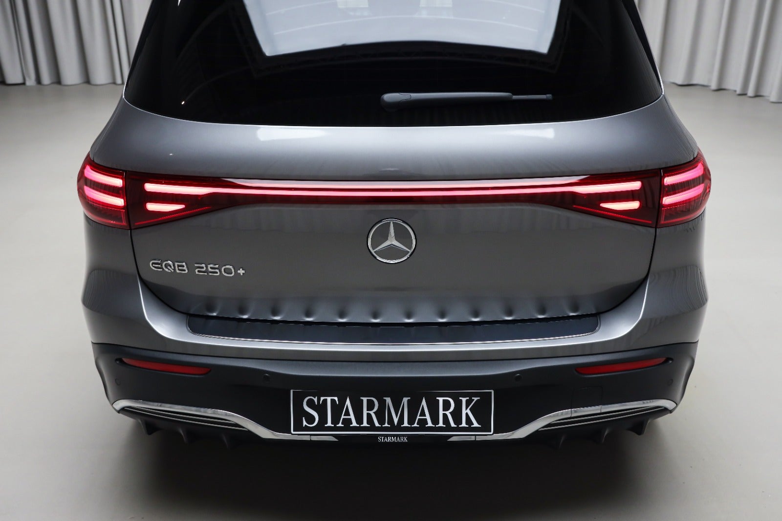 Mercedes-Benz EQB 250+