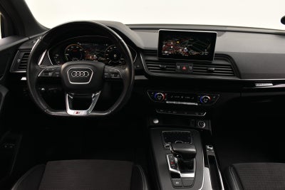Audi Q5 TFSi e Sport quattro S-tr.