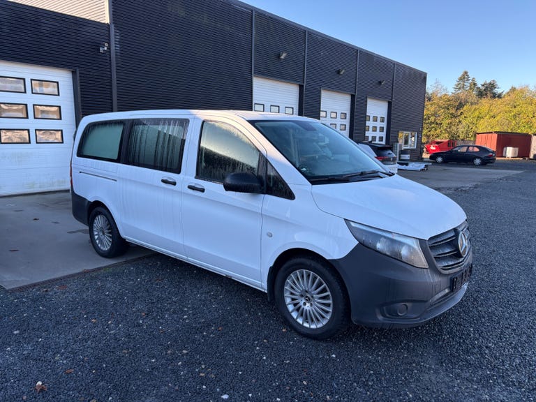 Mercedes eVito 129 Tourer PRO L Van
