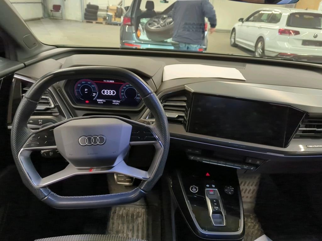 Audi Q4 e-tron S-line quattro