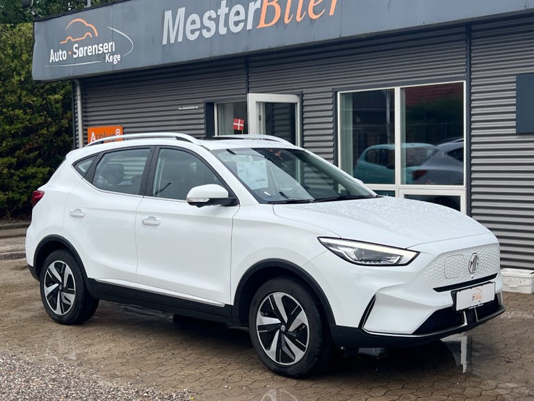 MG ZS Luxury