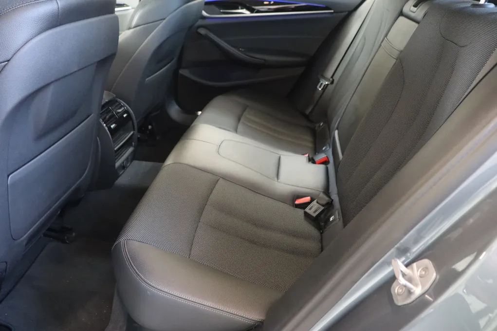BMW 520d Sport Line aut.