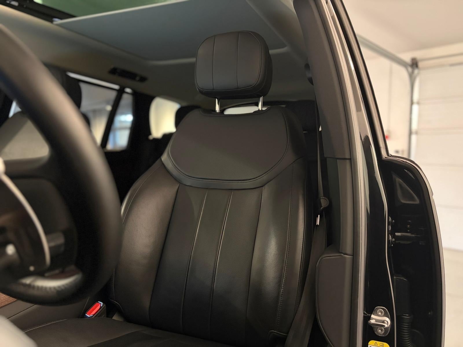 Land Rover – Range Rover