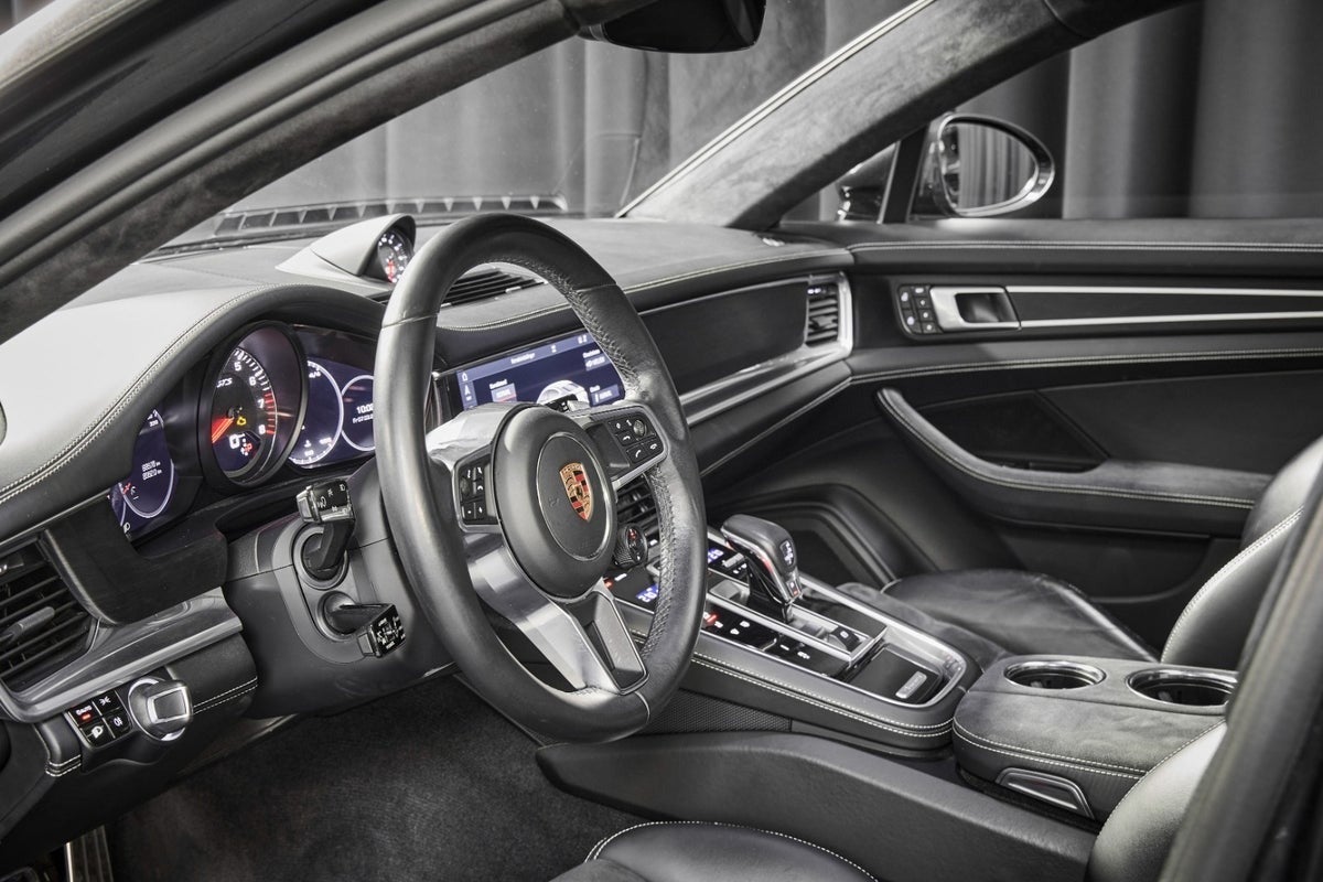 Gallery image 8 of 11