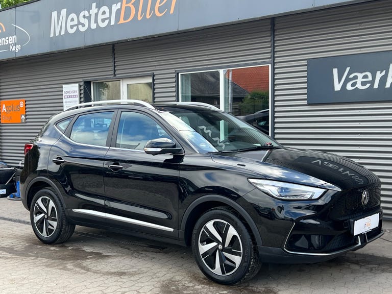 MG ZS Luxury