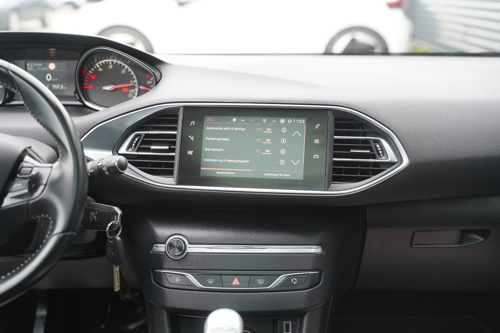 Billede af Peugeot 308 1,5 BlueHDi 130 Selection Sky SW