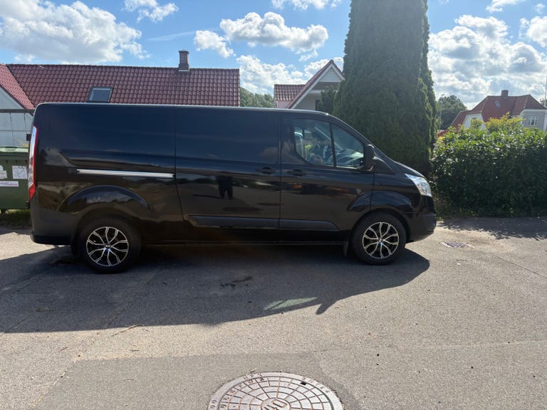 Ford Transit Custom 310 L2 TDCi 130 Ambiente