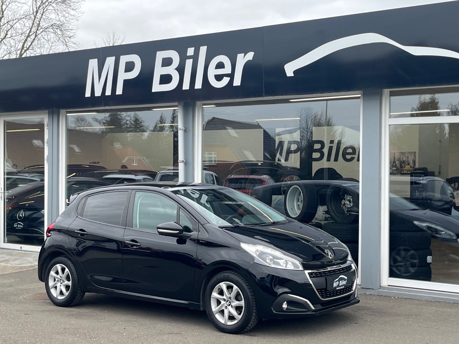 Billede af Peugeot 208 1,5 BlueHDi 100 Allure Sky
