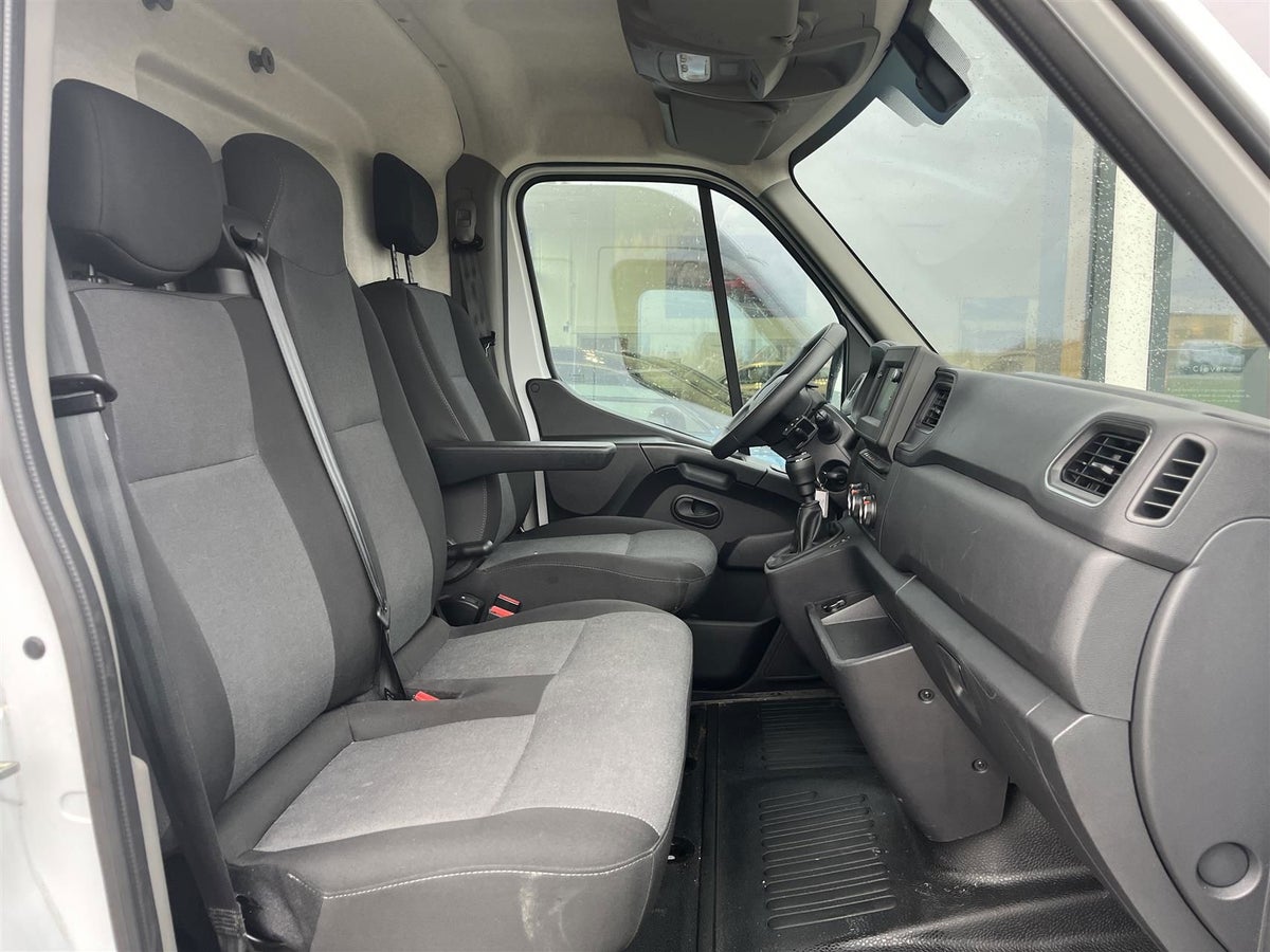 Renault Master IV T33 dCi 150 L2H2 Kassevogn billede 5