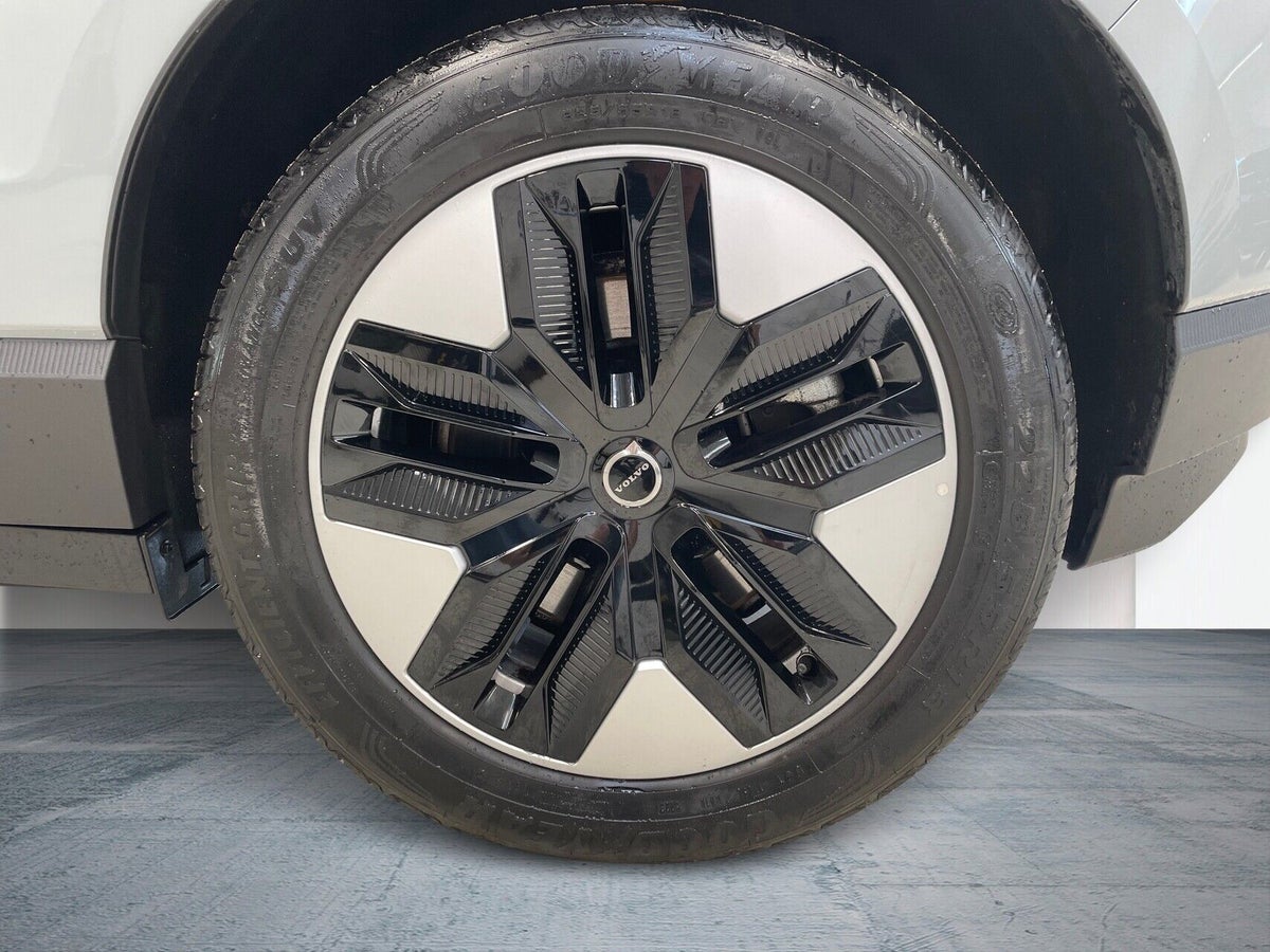 Volvo EX30 Standard Range Plus billede 9
