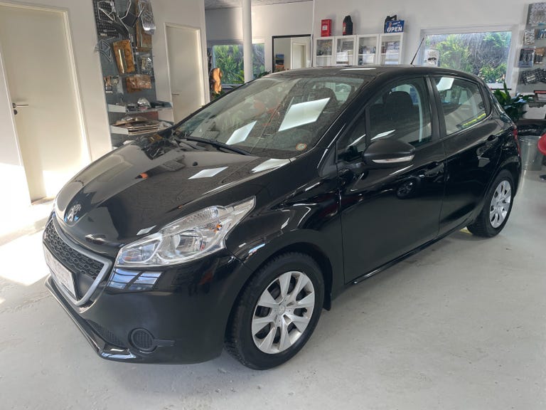 Peugeot 208 VTi Access