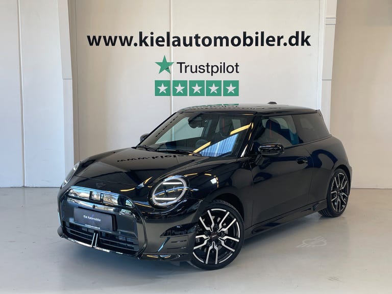 MINI Cooper SE JCW Trim XL