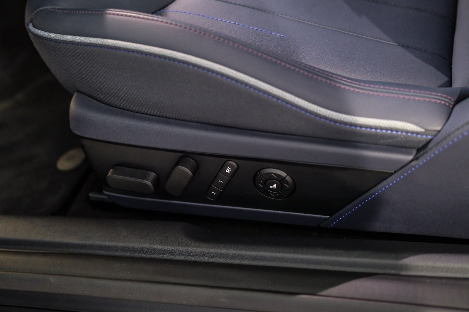 Billede af MINI Cooper SE Favoured Trim XL