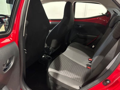 Toyota Aygo VVT-i x-plore x-shift