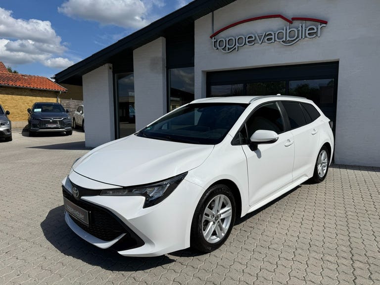 Toyota Corolla Hybrid Active Smart Touring Sports MDS Van