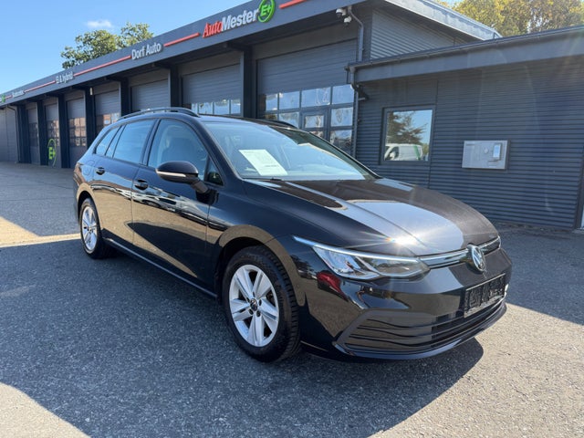 VW Golf VIII 1,5 eTSi 130 Life Variant DSG