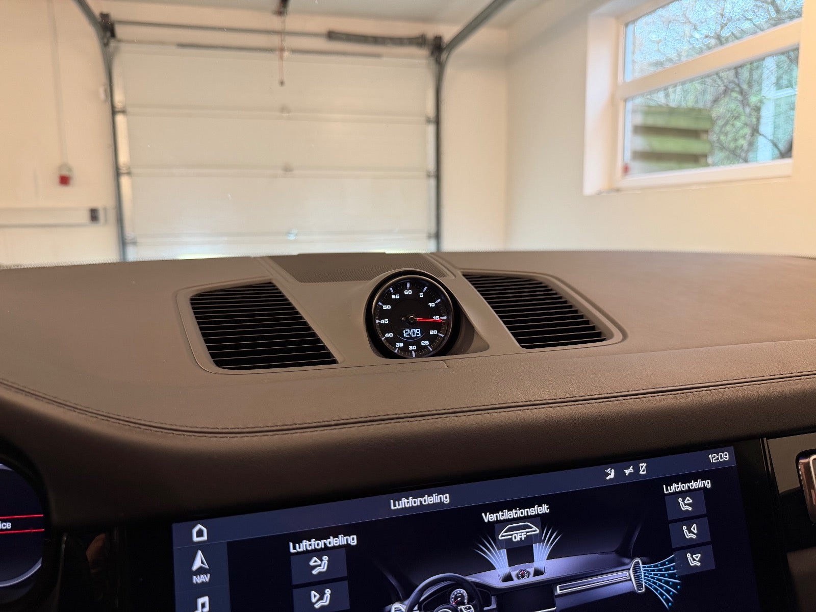 Porsche – Cayenne Turbo