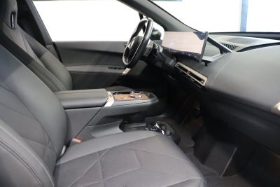 BMW iX xDrive40 Fully Charged
