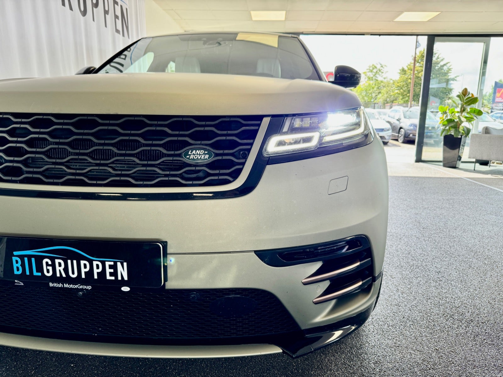 Billede af Land Rover Range Rover Velar 3,0 D300 First Edition aut.