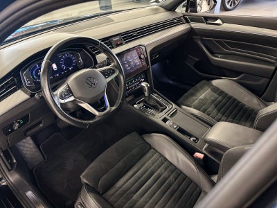VW Passat GTE Variant DSG