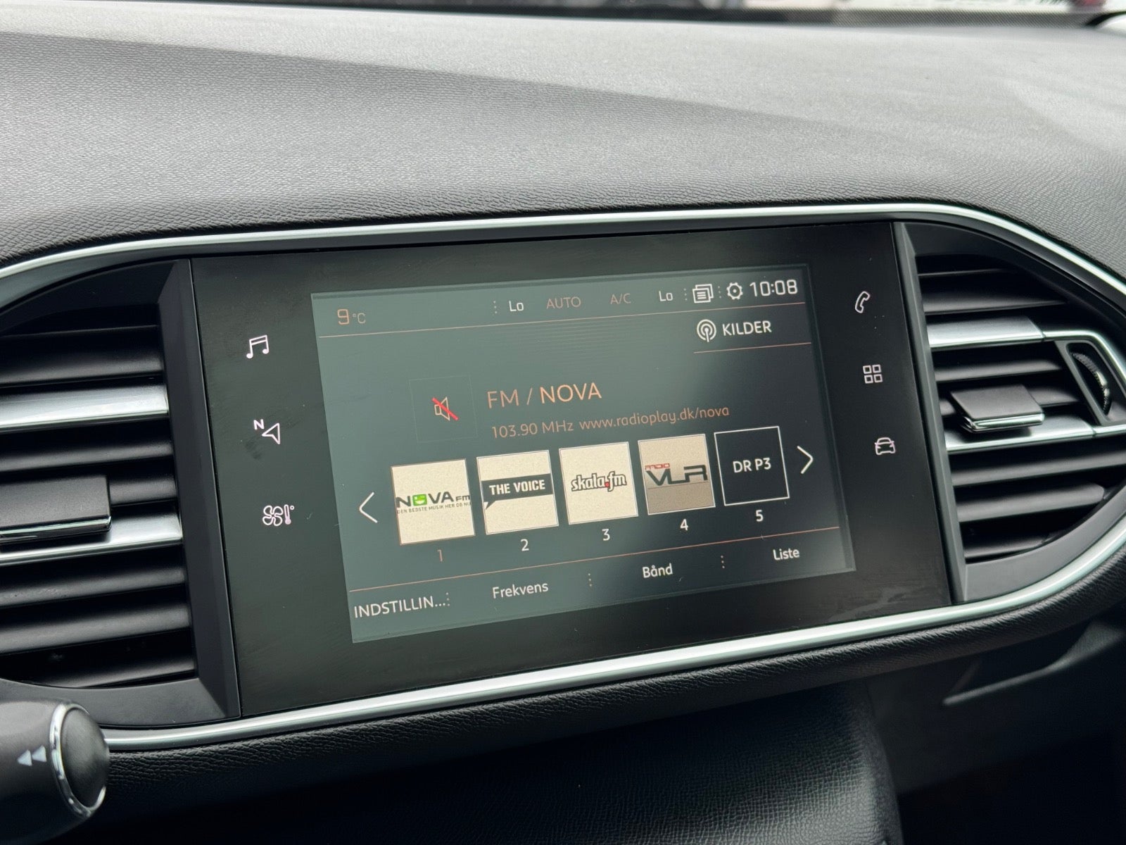 Billede af Peugeot 308 1,6 BlueHDi 120 Allure Sky