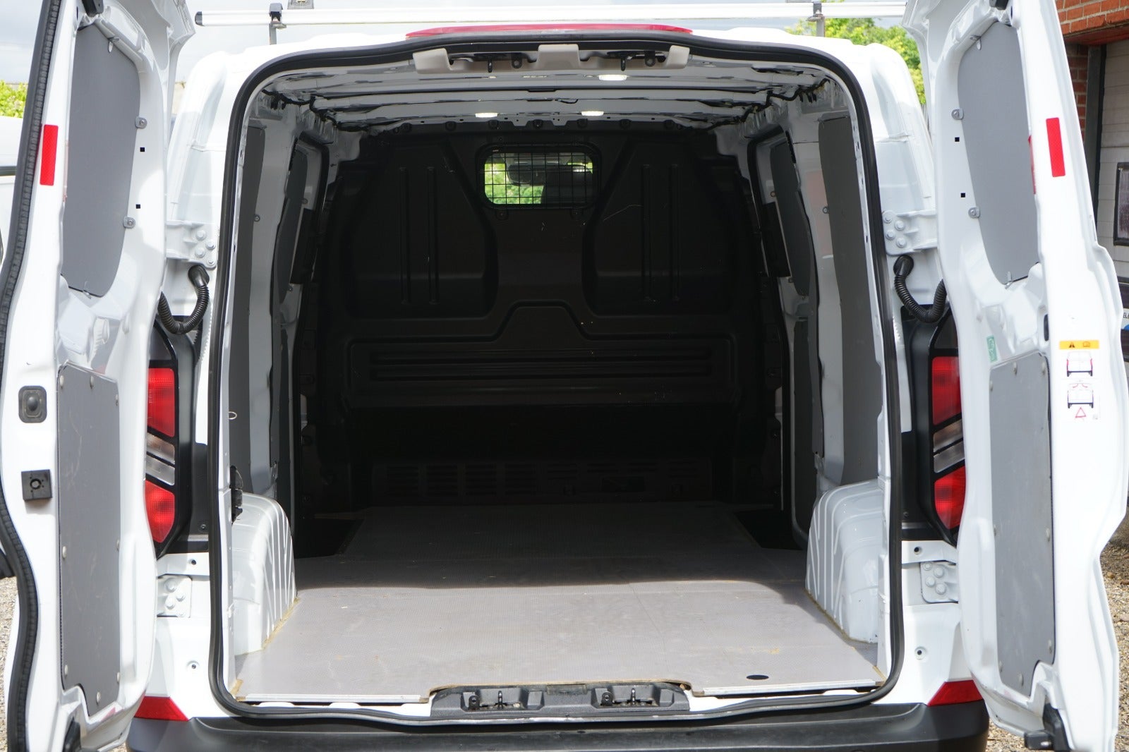 Billede af Ford Transit Custom 300L 2,0 EcoBlue Trend