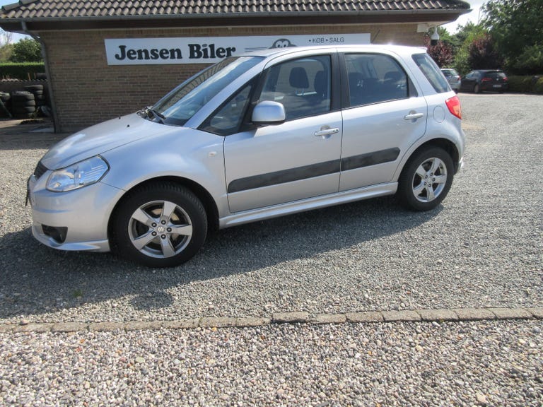 Suzuki SX4 CombiBack GLX